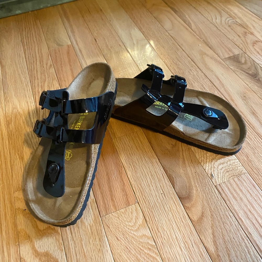 Birkenstock sandals black patent leather